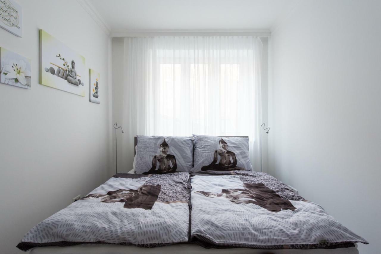 Let It Be Vienna U1, U2, U4 Karlsplatz Oper Apartment Luaran gambar
